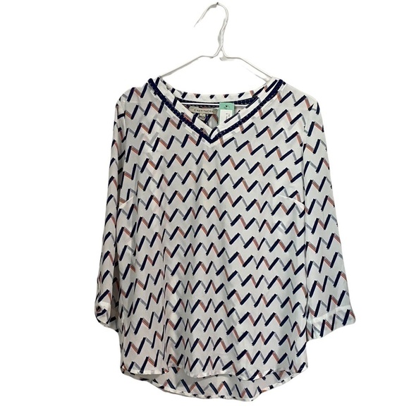 Stitch Fix 41 Hawthorn Carlona Crochet Detail Top, New with Tags - Picture 2 of 5